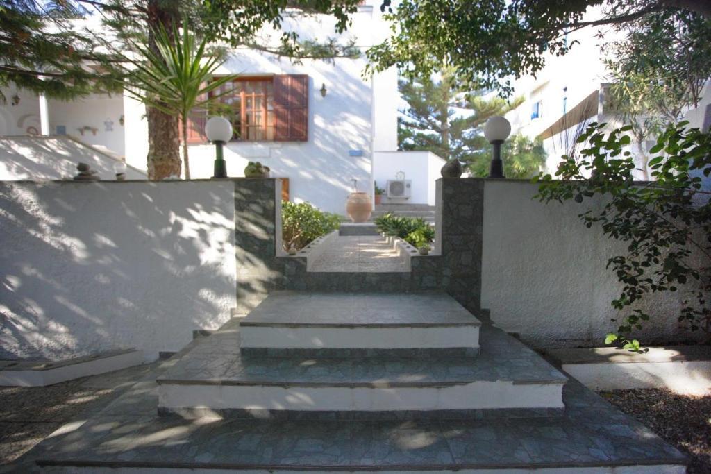 Celestial Garden Aparthotel Adamantas  Exterior photo